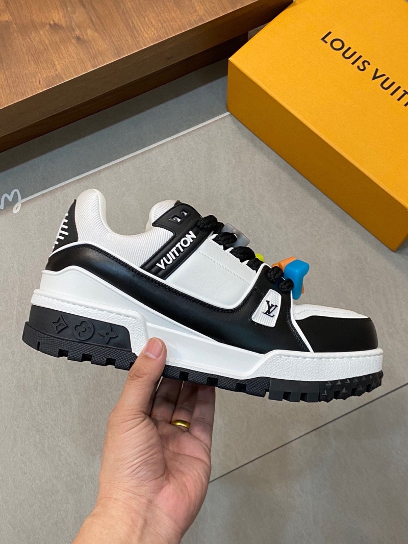 Louis Vuitton Sneakers